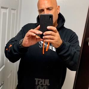 Meet your Posher, Luis